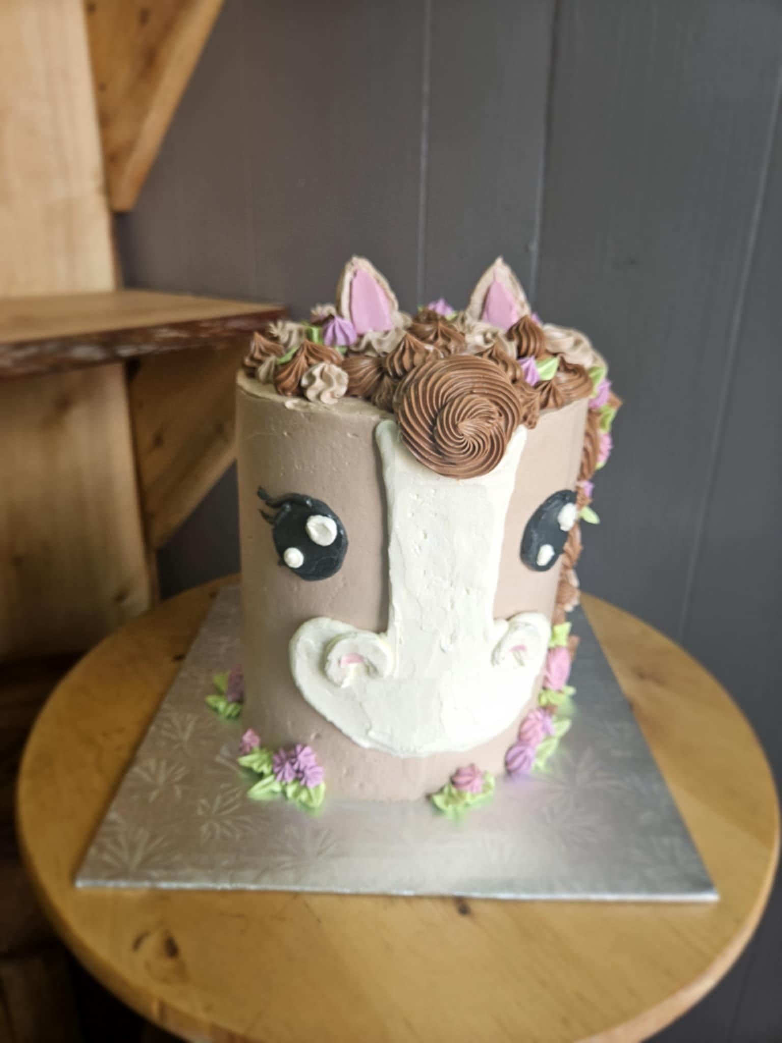 No photo description available.